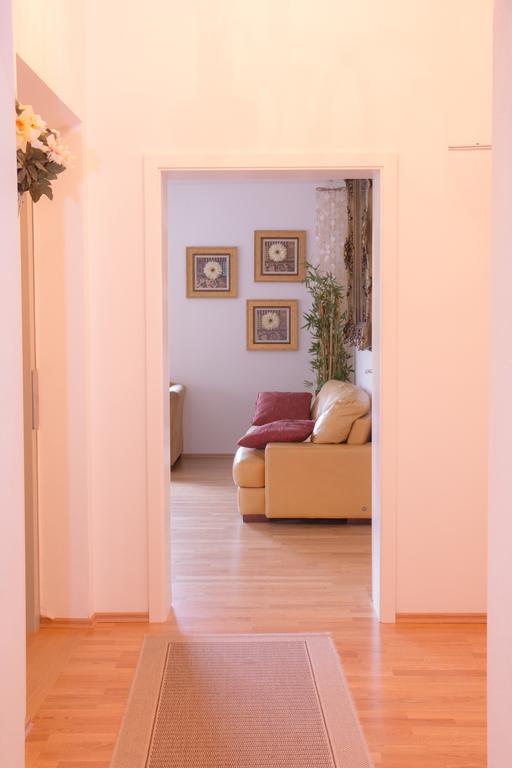 Deluxe Loft Mountain View Apartment บาดไรเฮนฮัล ภายนอก รูปภาพ
