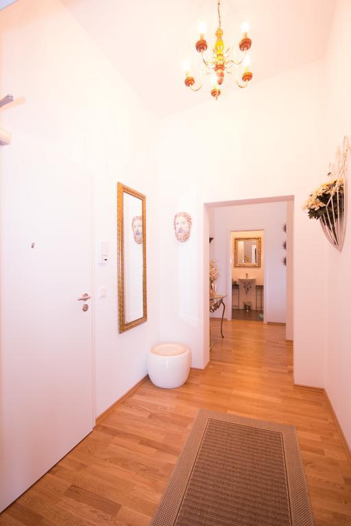 Deluxe Loft Mountain View Apartment บาดไรเฮนฮัล ภายนอก รูปภาพ